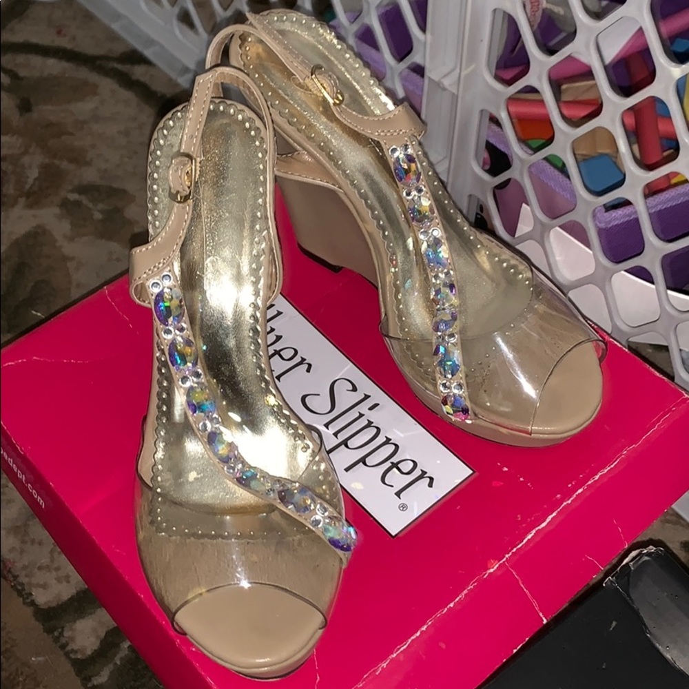 Nude heels